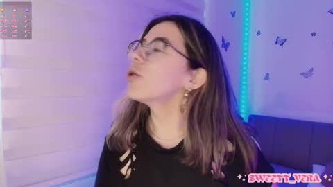 Veronica Independent Model online show from December 16, 12:10 pm