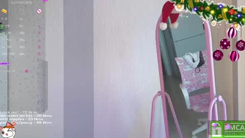 Elis  a little vacation Ill be here Saturday my schedules in bio online show from January 5, 11:37 am