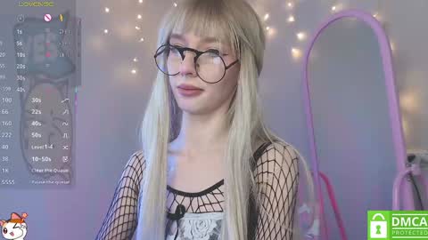 Elis  a little vacation Ill be here Saturday my schedules in bio online show from February 3, 9:30 am