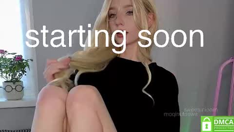 Elis  a little vacation Ill be here Saturday my schedules in bio online show from November 15, 8:22 am