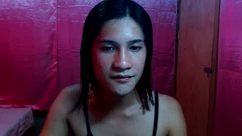 Snapshot of sweetvictoria2000 chatting on June 24, 12:53 am sweetvictoria2000 online show from June 24, 12:53 am