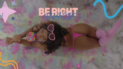 sweetviolet___ online show from April 4, 12:13 pm