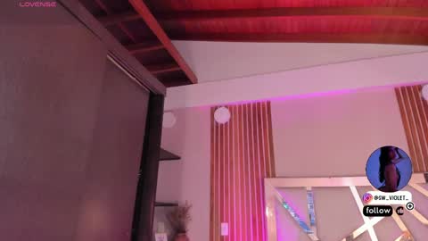 Snapshot of sweetviolet___ chatting on May 28, 12:02 pm sweetviolet___ online show from May 28, 12:02 pm