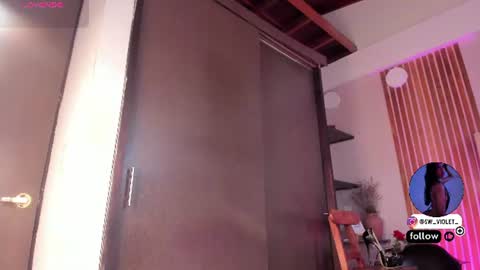 Snapshot of sweetviolet___ chatting on June 20, 12:08 pm sweetviolet___ online show from June 20, 12:08 pm