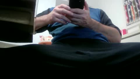 Snapshot of sweetwarrior32 chatting on December 9, 2:17 pm Ricky32 online show from December 9, 2:17 pm