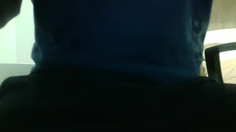 Snapshot of sweetwarrior32 chatting on November 10, 10:42 pm Ricky32 online show from November 10, 10:42 pm