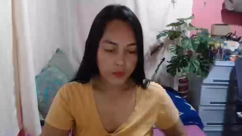 Sweety Angel online show from December 17, 7:03 am