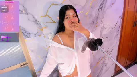 LINA online show from April 5, 12:02 pm