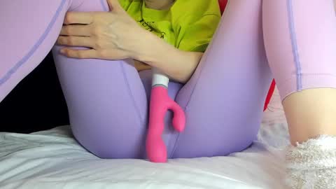 Snapshot of sweety_cum chatting on January 4, 12:37 am Mia online show from January 4, 12:37 am