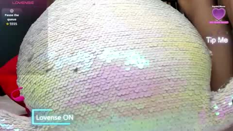 Mia online show from January 6, 6:11 pm