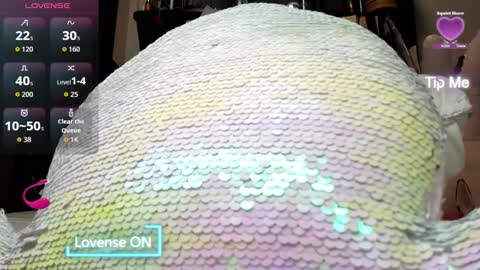 Mia online show from February 7, 7:06 pm