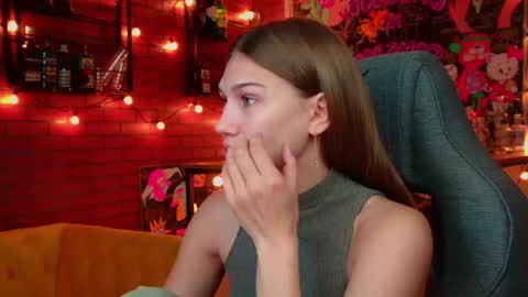 Emily online show from May 28, 9:17 am