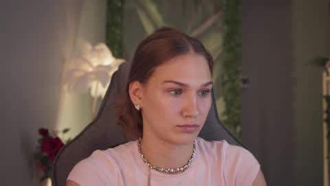 Emily online show from June 3, 2:33 pm