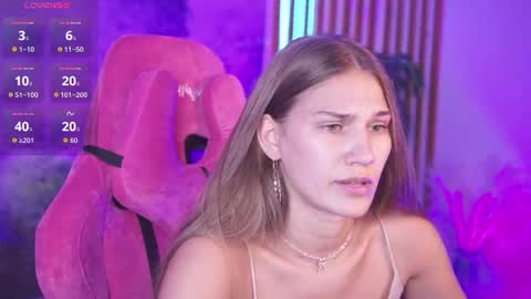 Emily online show from August 3, 9:04 am