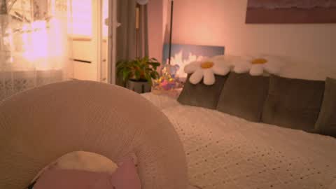Snapshot of sweety_rinushka_ chatting on June 6, 4:33 pm Katerina online show from June 6, 4:33 pm