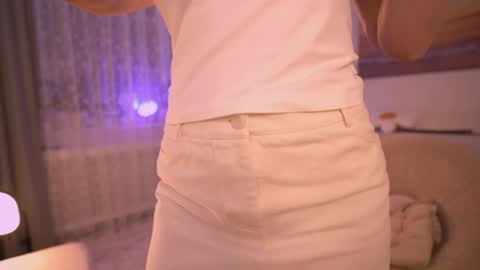 Snapshot of sweety_rinushka_ chatting on June 15, 8:33 pm Katerina online show from June 15, 8:33 pm