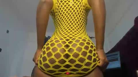 Snapshot of sweety_shawtys chatting on June 2, 4:58 am shawtyshasha online show from June 2, 4:58 am