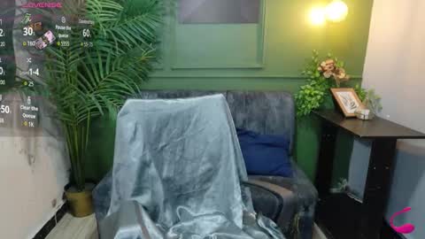 Emma online show from March 14, 7:41 pm