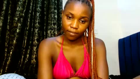 Snapshot of sweety_spixxy chatting on June 13, 6:17 pm Dolly online show from June 13, 6:17 pm