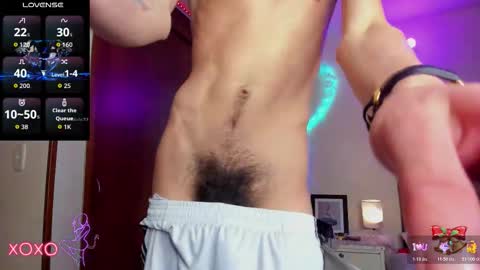 Snapshot of sweety_taylor chatting on December 4, 11:46 pm sweety taylor online show from December 4, 11:46 pm