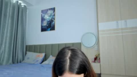 Vikky online show from May 30, 12:08 am