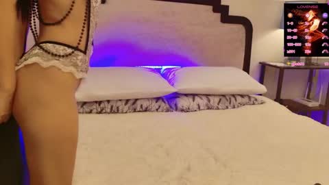 Jane online show from November 30, 9:52 pm