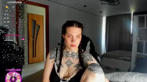 Snapshot of sweetyladiy chatting on July 10, 6:17 am Aiza online show from July 10, 6:17 am