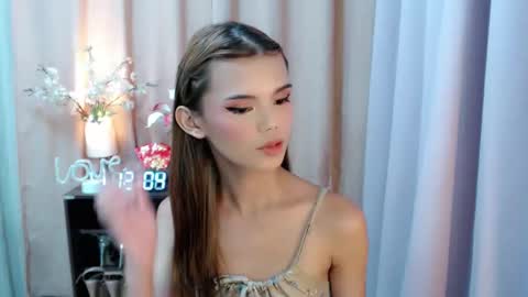 Megan online show from September 23, 4:04 am