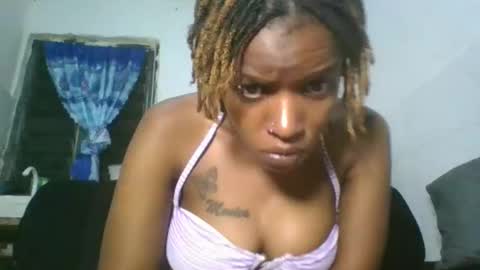sweetz_candice online show from April 1, 10:29 pm