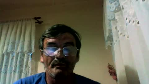 Snapshot of swergiu333 chatting on June 6, 6:23 pm Raymond online show from June 6, 6:23 pm