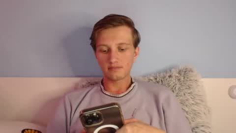 Snapshot of swetieecharmm chatting on February 5, 8:57 pm Cat online show from February 5, 8:57 pm