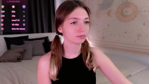 Snapshot of swettymolly chatting on September 29, 10:31 am swettymolly online show from September 29, 10:31 am