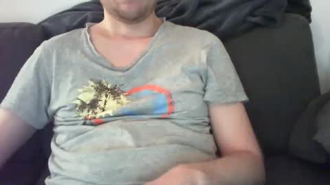 Snapshot of swim_696969 chatting on February 21, 6:15 pm M online show from February 21, 6:15 pm