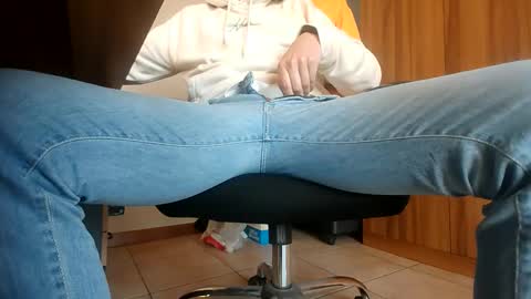 Snapshot of swimbtm chatting on March 30, 7:20 am swimbtm online show from March 30, 7:20 am