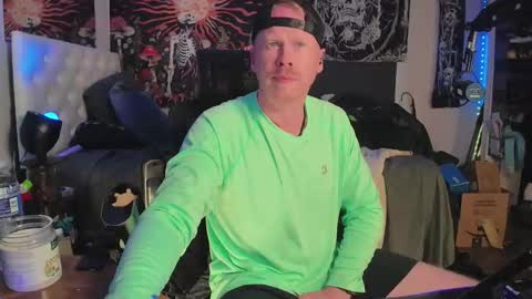 Snapshot of switchdean chatting on October 19, 7:58 pm Switch online show from October 19, 7:58 pm