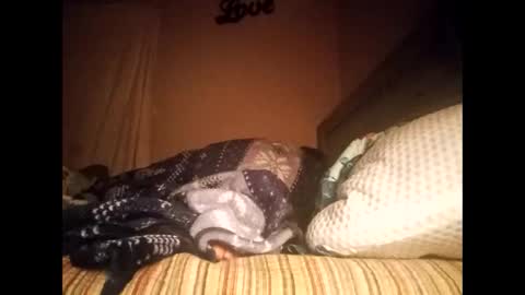 Snapshot of swollenclitneedsdad chatting on February 15, 9:52 am swollenclitneedsdad online show from February 15, 9:52 am