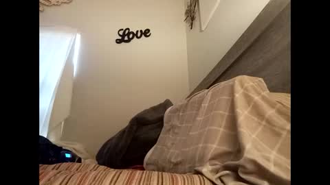 Snapshot of swollenclitneedsdad chatting on February 17, 2:46 pm swollenclitneedsdad online show from February 17, 2:46 pm