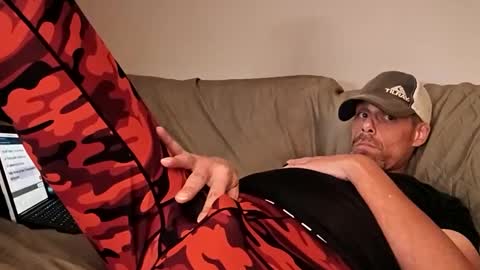 Snapshot of swontguy2025 chatting on September 9, 4:23 am swontguy2025 online show from September 9, 4:23 am