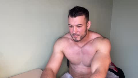 Snapshot of swordmansoul chatting on November 8, 8:14 am swordmansoul online show from November 8, 8:14 am