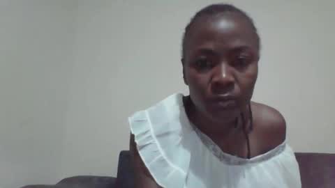 Snapshot of swtebony1 chatting on December 2, 10:12 pm ALICIA online show from December 2, 10:12 pm