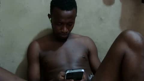 Snapshot of swthairy_dick chatting on May 8, 9:03 am swthairy_dick online show from May 8, 9:03 am
