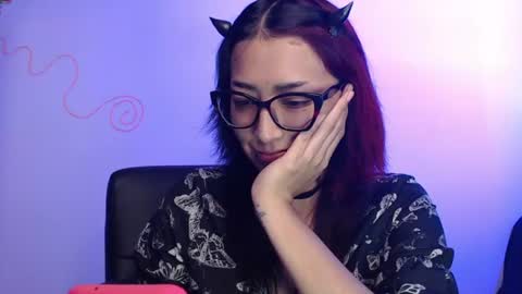 Snapshot of sxdbxtch chatting on July 27, 6:15 pm Alice Phantom online show from July 27, 6:15 pm