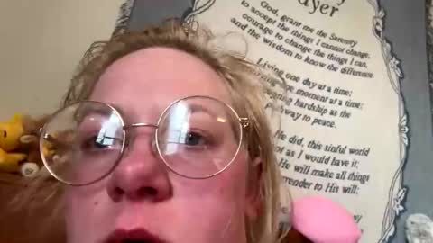 Snapshot of sydnasty97 chatting on May 26, 6:04 pm sydnasty97 online show from May 26, 6:04 pm