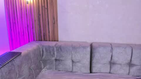 Snapshot of sydney_miller_ chatting on May 17, 12:08 am Sydney online show from May 17, 12:08 am