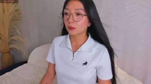 Snapshot of sydney_miller_ chatting on July 14, 12:02 am Sydney online show from July 14, 12:02 am