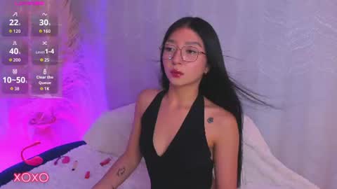 Snapshot of sydney_miller_ chatting on July 19, 12:14 am Sydney online show from July 19, 12:14 am