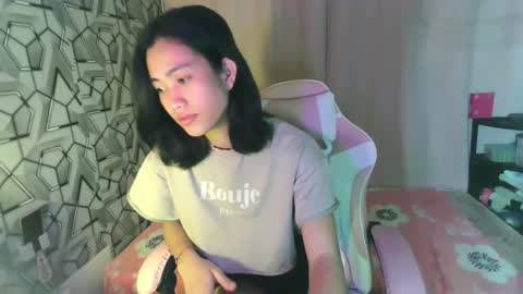 Snapshot of sydnyxox1 chatting on May 6, 1:57 am sydnyxox1 online show from May 6, 1:57 am