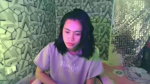 Snapshot of sydnyxox1 chatting on May 24, 2:27 am sydnyxox1 online show from May 24, 2:27 am