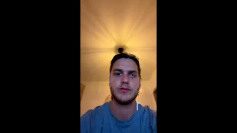 syl092 online show from March 3, 6:25 pm