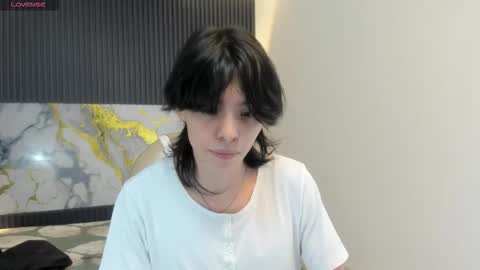 sylasfrost online show from November 19, 7:36 pm